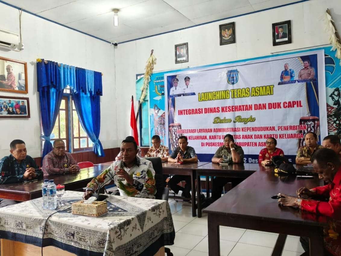 20251215053729-bupati asmat lauching teras asmat